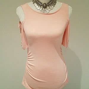 WHITE HOUSE BLACK MARKET COLD SHOULDER TOP